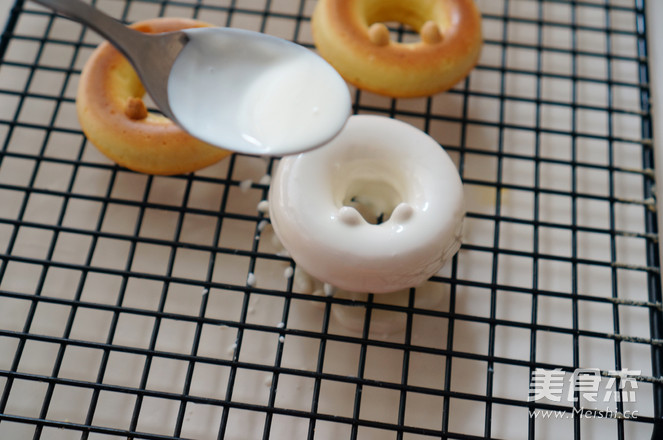 Cartoon Donut Cake recipe