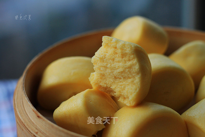 [smooth Pumpkin Steamed Buns]---big Fat Pumpkins Turned into Small Fat Steamed Buns recipe