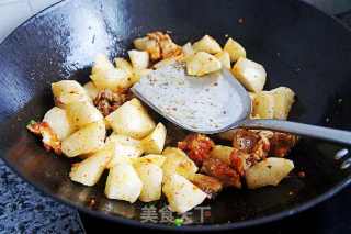 Braised Pork with White Radish recipe