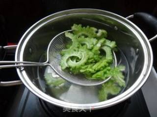 Bitter Gourd Mixed Beef recipe