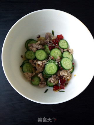 How to Make Delicious Home-cooked Dishes in The Microwave-microwave Cucumber Slices recipe