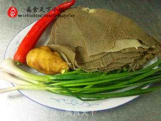 Stir-fried Beef Tripe with Ginger and Green Onion recipe