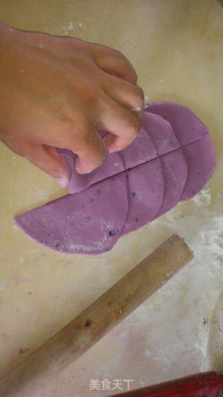 [ma Ma Small Kitchen] Purple Sweet Potato and Rose Bun recipe