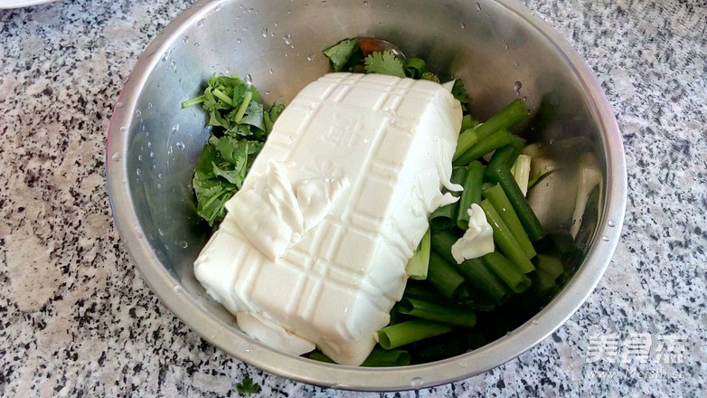 Tofu with Pine Flower Egg and Internal Fat recipe