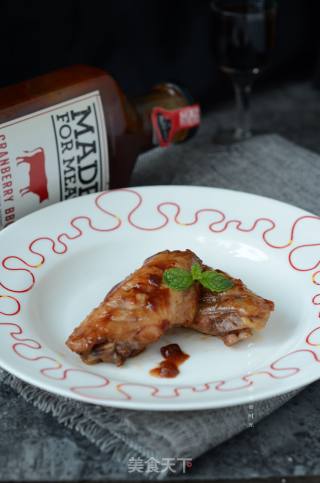 Wok Version Grilled Chicken Wings with Cranberry Sauce recipe