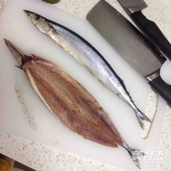 Pan-fried Saury recipe