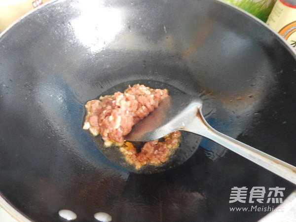 Stir-fried Jelly with Minced Meat recipe