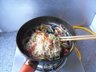 Fried Noodles with Sausage recipe