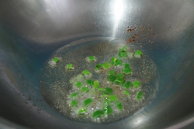 Stir-fried Lettuce Neck with Okra recipe