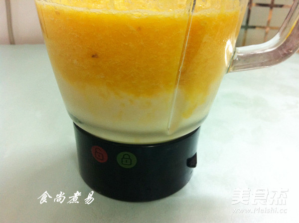 Fresh Orange Milkshake recipe