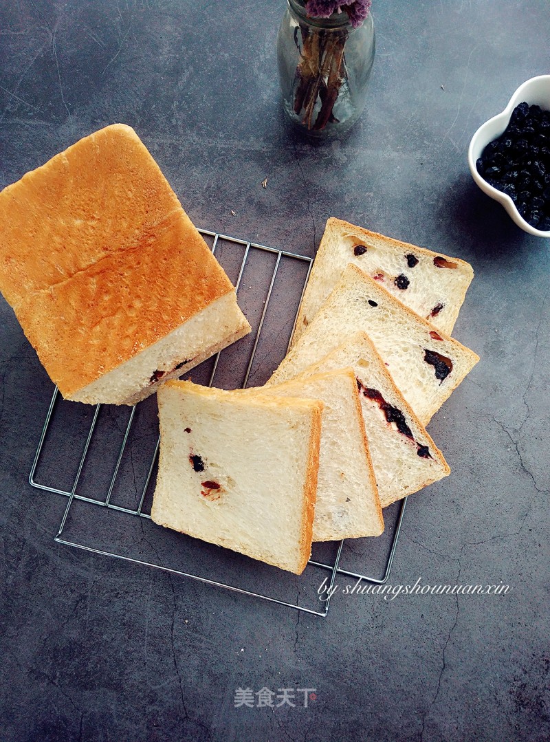Blueberry Dried Toast recipe