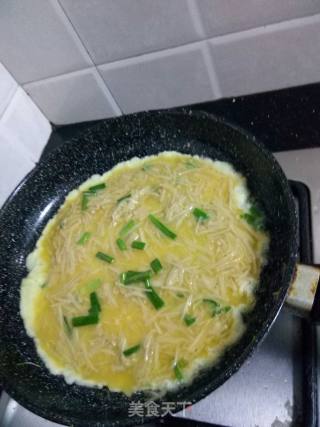 Enoki Mushroom Omelet recipe