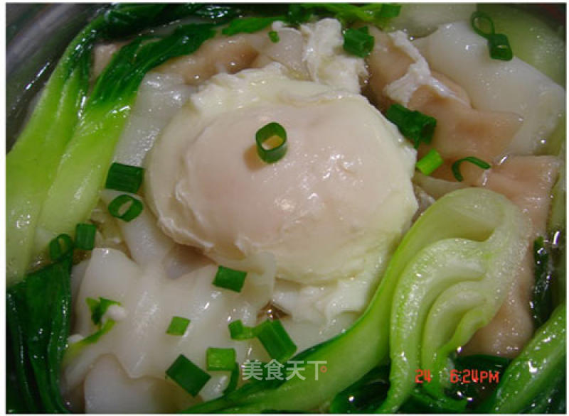 Fish Skin Dumplings with Egg and Boiled Rice Roll recipe