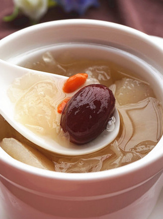 Sydney White Fungus Soup with Rock Sugar