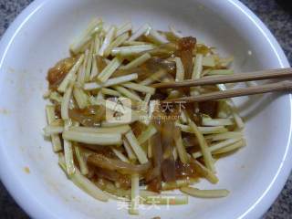 Cabbage Stem with Jellyfish recipe