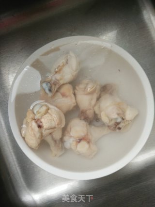 Braised Chicken Wings Root Potatoes recipe