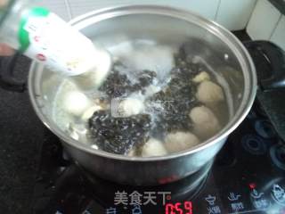 Meatballs Small Intestine Seaweed Egg Roll recipe