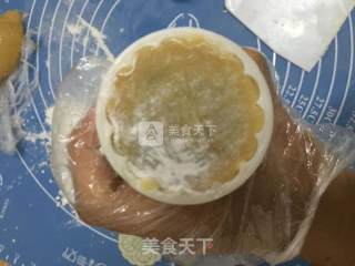 Lotus Paste Moon Cake recipe