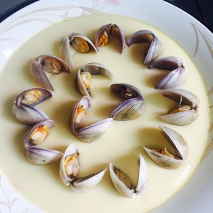 Steamed Egg with Clams recipe