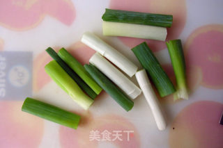 Braised Chicken Drumsticks with Scallions recipe