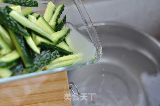 Hot and Sour Cucumber recipe