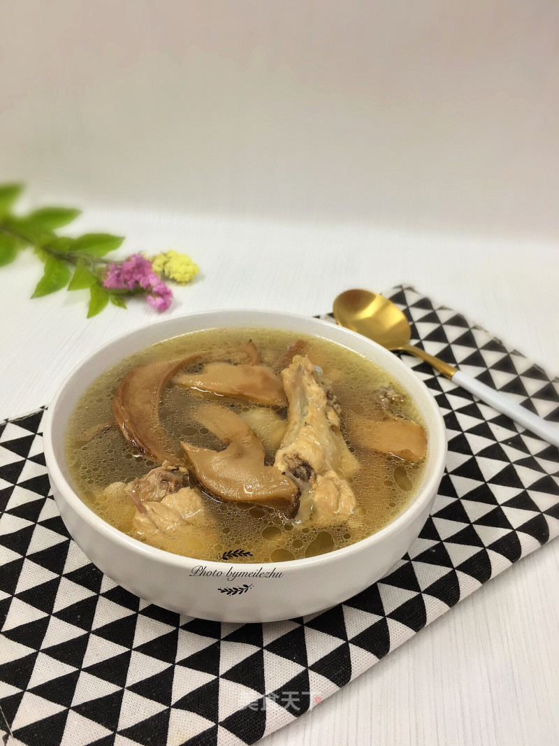 Matsutake Chicken Soup recipe