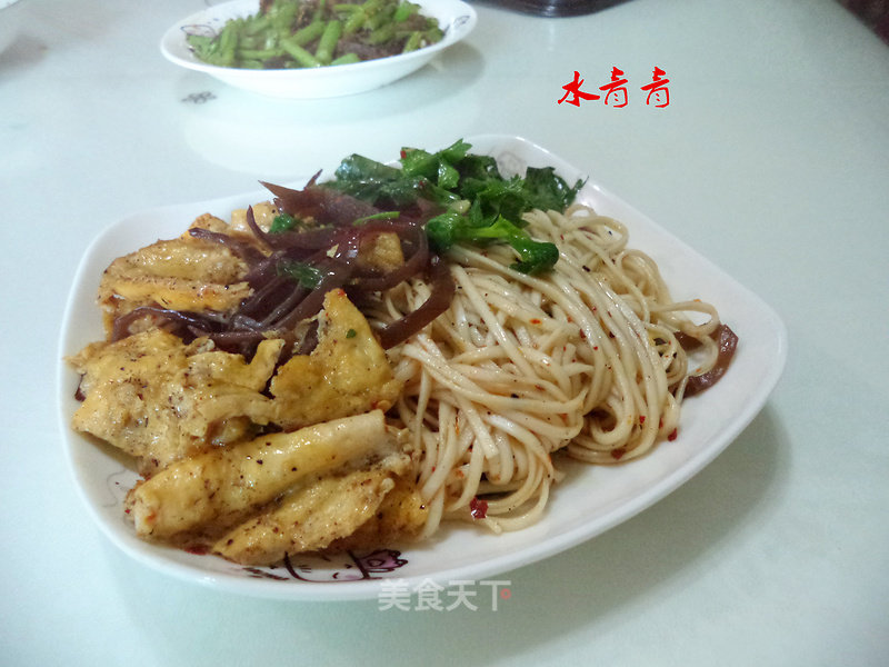 Fried Noodles with Fungus and Egg recipe