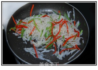 Stir-fried Lotus Root with Green and Red Pepper recipe