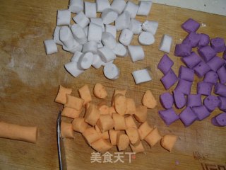 Change The Way to Eat Taro Balls-sweet-scented Osmanthus Wine Stuffed Taro Balls recipe