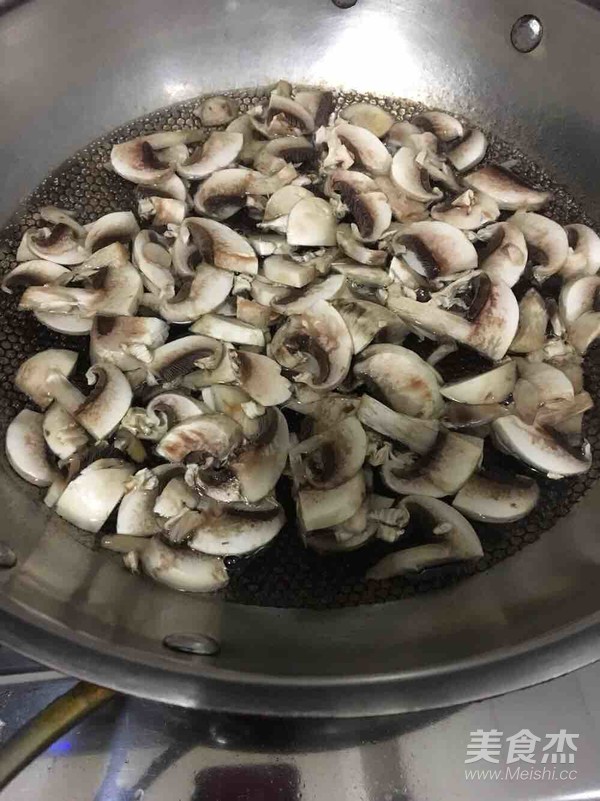 Seaweed and Shrimp Skin Mushroom Soup recipe