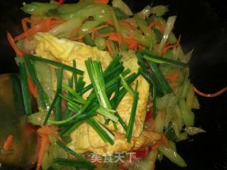 Celery Scrambled Eggs recipe