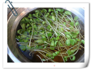 Bean Miao Minced Pork Noodle Soup recipe