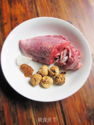 Spring Health-stewed Pork Lungs with Figs recipe