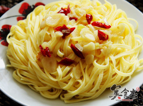 Spicy Garlic Pasta recipe