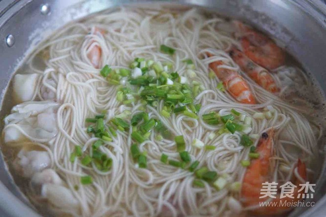 Simple Quick Wonton Noodles recipe