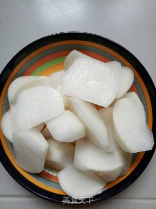 #御寒美食# ~ Beef Stewed with Radish recipe