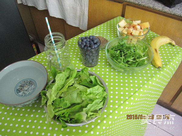 Apple Grape Spinach Juice recipe