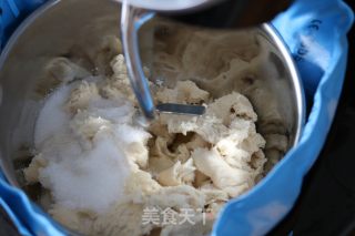 100% Medium Type Hokkaido Milk Toast recipe