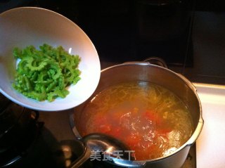 Bitter Gourd Tomato Pork Rib Soup recipe