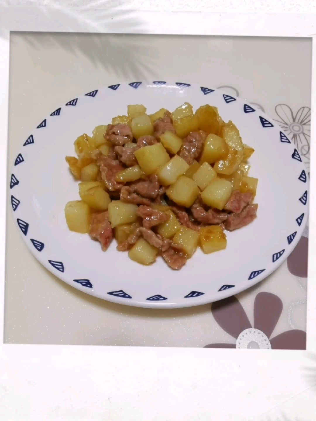 Stir-fried Beef with Potatoes