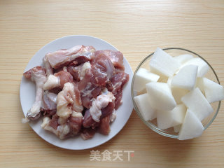 Stewed Duck Soup with Cordyceps Flower and Radish recipe