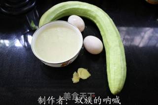 Summer Quick Soup---white Melon and Salted Egg Soup recipe