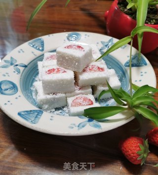 Strawberry Coconut Milk Small Party recipe