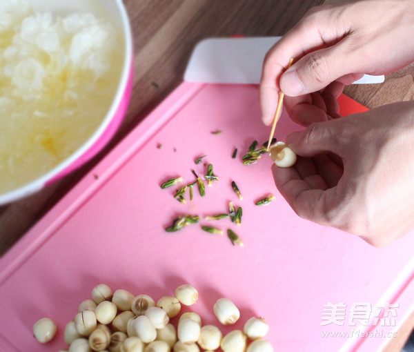 Tremella Lotus Seed Soup recipe