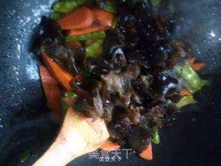 Garlic Fungus Dutch Carrots recipe