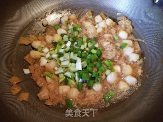 Braised Tofu with Bamboo Fungus and Scallops recipe