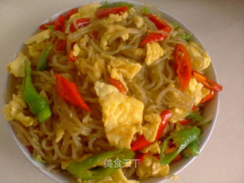 Green Pepper Scrambled Eggs and Vermicelli recipe