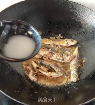 Braised Pond Fish recipe