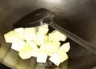 Stir-fried Straw Mushrooms with Apples recipe