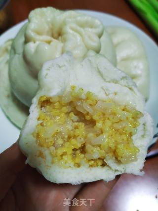 Rhubarb and Glutinous Rice Buns recipe